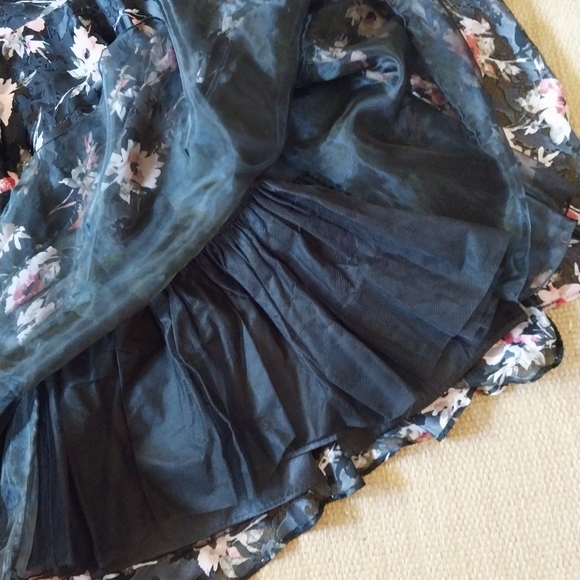 *WHBM Black Floral Strapless Dress - Picture 3 of 6